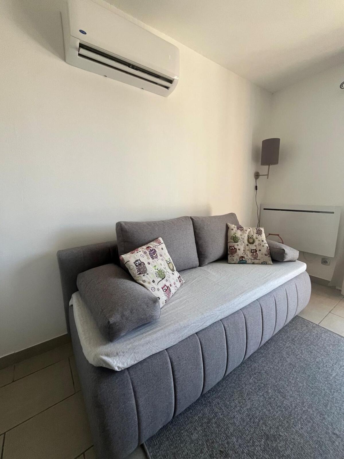 Studio Cosy Avec Climatisation Et Terrasse Malataverne Kültér fotó