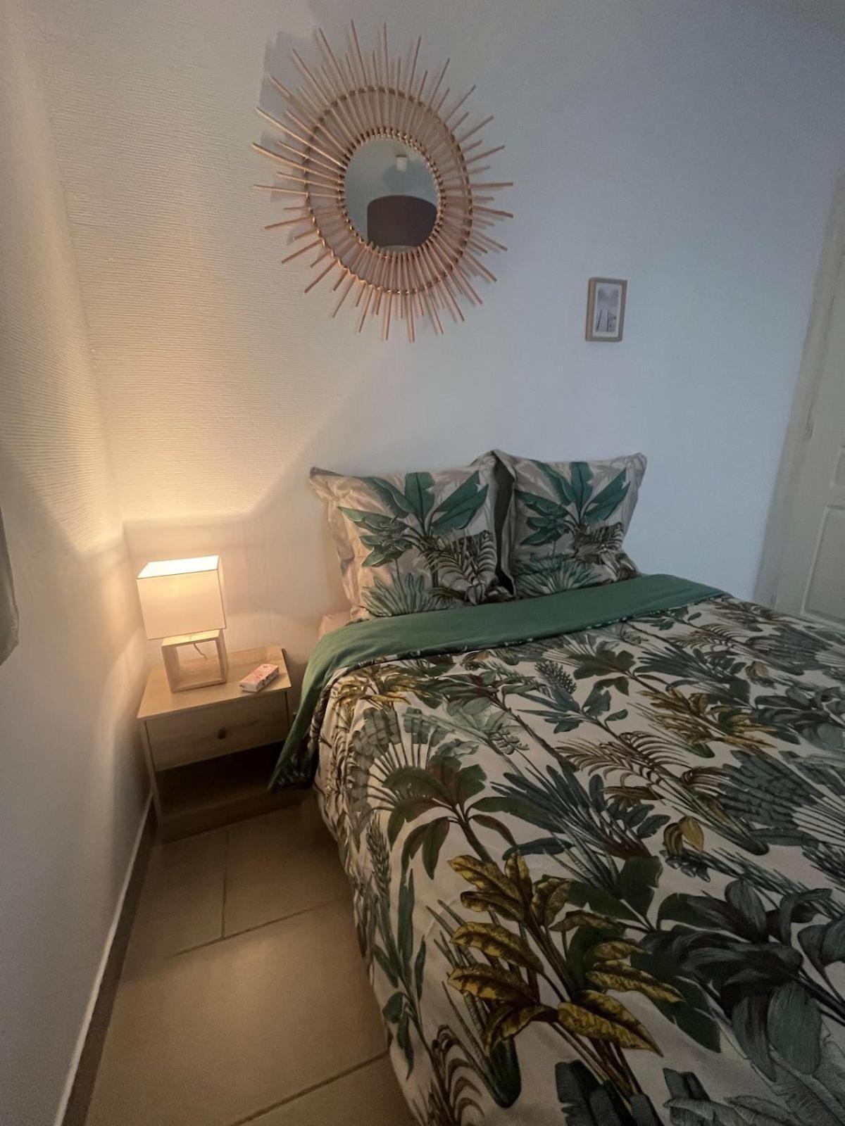 Studio Cosy Avec Climatisation Et Terrasse Malataverne Kültér fotó